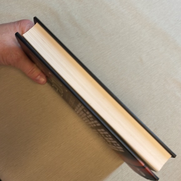 🌈2/$8  Cause Celeb - Picture 4 of 12